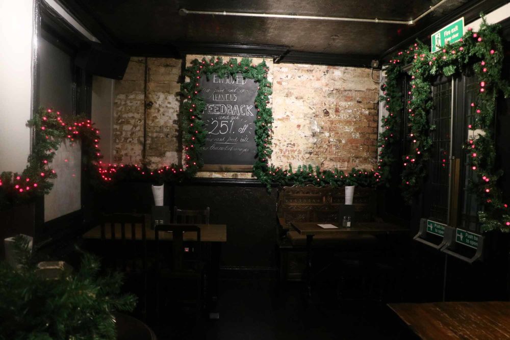 The Castle Farringdon pub