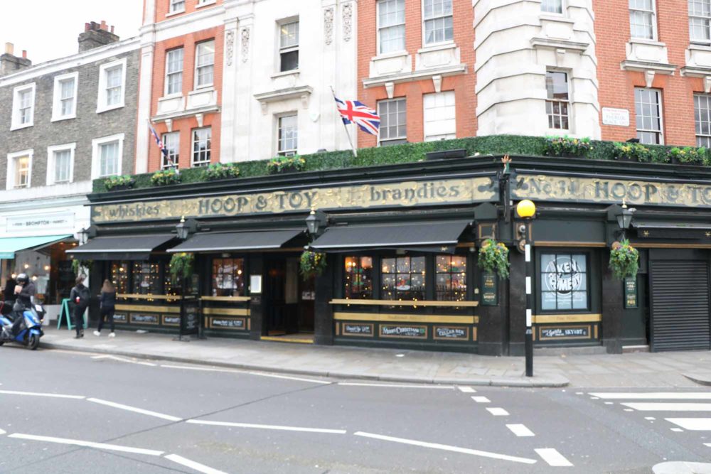 Circle Line Pub Crawl